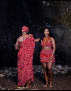 Traditional Liberian Clothing, Liberian Country Cloth, Liberian Clothes, Liberian Traditional Wedding, Liberian Wedding, Long White Wedding Dress, African Material, Dance Room, Wedding Processional