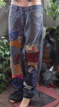 Jeans Patchwork Fashion, Patchwork Jeans Men, Grunge Hippie, Jeans Patchwork, Patchwork Fashion, Estilo Hippie, Grunge Look, Patchwork Jeans