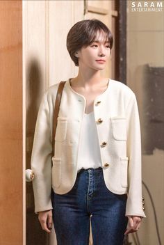 Park Gyu Young Short Hair, Short Hair Cuts Korean Style, Korean Pixie Haircut, Short Hair Korean Style, Short Hair Korean, Shortish Hair, Short Hair Outfits, Short Grunge Hair