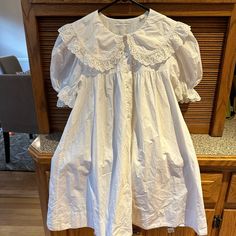 Pan Collar Dress, School Homework, Peter Pan Collar Dress, Dress Aesthetic, Lovely Clothes, Playing Dress-up, Pan Collar, Peter Pan Collar, Looks Vintage