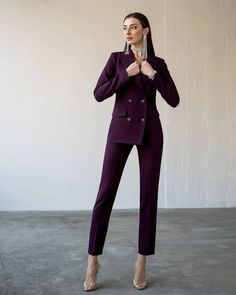 2-piece Womens Blazer Trouser Suit for office, business meetings, formal events and special occasions. Also perfectly combines with sneakers so after a long and tiring business day you can change you heels to sneakers and still look chic. DETAILS - chinos pants - slim fit - cropped - high rise - blazer is buttoned - lined - side pockets - slim fit - double breasted - notch lapel MATERIAL Premium quality Suiting fabric, consists of viscose mostly and a bit of polyester and elastane OTHER ITEMS IN Tailored Formal Office Lady Sets, Tailored Professional Pantsuit For Semi-formal Occasions, Fall Office Suit With Suit Collar, Tailored Dress Pants For Office, Fitted Business Casual Pantsuit, Elegant Long Sleeve Sets For Business Meetings, Semi-formal Fall Suits For Office Ladies, Professional Pantsuit For Workwear In Fall, Tailored Office Chic Suits