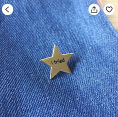 Gold Star Meme, Enamel Pin Funny, Backpack Pins, Jacket Pins, Pin Enamel, Novelty Buttons, Funny Fashion, Cool Pins, Hard Enamel Pin