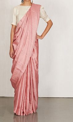 Indian Silhouette, Pastel Sarees, Gorgeous Saree, Elegant Sarees, Ethnic Saree, 10 Ways To Wear, Sarees For Girls, Indian Saree Blouse, Indian Saree Blouses Designs