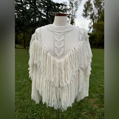 New Nwot (New, Without Tags) Hot & Delicious White Fringe Knit Sweater Western Boho Fall Autumn Approximate Measurements Small / Pit To Pit 23" / Length 24" Medium / Pit To Pit 23.5" / Length 24.5 Large / Pit To Pit 25" / Length 25 White Chunky Knit One Size Sweater, One Size White Chunky Knit Sweater, White Chunky Knit Cotton Top, White Knit Poncho For Fall, White Cotton Knit Top For Winter, White Knit One-size Tops, White Knit Poncho, White One Size Tops For Fall, One Size White Tops For Fall