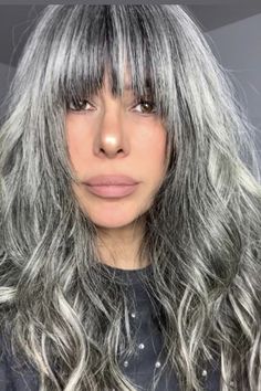 Gorgeous Gray Hair, Silver Grey Hair, Transition To Gray Hair, Work Hairstyles, Haircut And Color, Grow Out