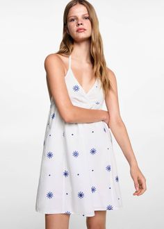 Floral embroidery dress -  Teenage girl | Mango Teen USA Bead Dress, White Alyssum, Floral Embroidery Dress, Kids Robes, Teen Usa, Mango Kids, Designer Shorts, Embroidery Dress, Dresses For Teens