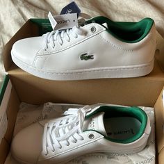 Brand New Lacoste Never Worn Men's White Sneakers With Green Detail. Perfect Preppy Every Day Or Summer Shoe. Very Comfortable! Men's 7.5 Usa Or 40 Euro Lacoste Men Outfit Mens Fashion, Lacoste Shoes Mens, White And Green Sneakers, Lacoste Outfit, Lacoste Sneakers, Lacoste Shoes, White Sneakers Men, Summer Shoe, Green Sneakers