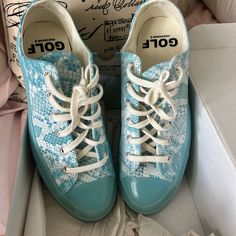 Never Worn Brand New Authentic Casual Blue Golf Shoes, Blue And Green Converse, Blue Converse Custom Sneakers, Casual Blue Converse Skate Shoes, Blue Lace-up Converse Custom Sneakers, Blue Low-top Golf Shoes, Blue Skateboarding Sneakers, Converse Chuck 70 Blue, Men's Converse