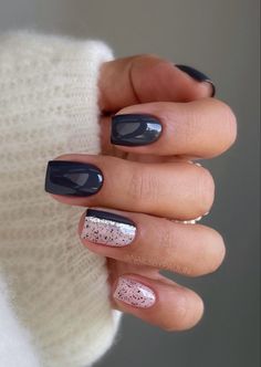 Gothic Noir, Cute Gel Nails, Black Nail, Dark Nails, Dipped Nails, Elegant Nails, Chic Nails, Nail Arts, Nail Polishes