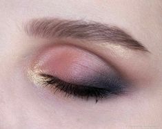 Pop Art Girl, Eye Makeup Pictures, Makeup Eye Looks, Contour Makeup, Eyeshadow Looks, Artistry Makeup, Girls Makeup, Colorful Makeup