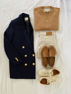 Paris Mode, Clothes And Shoes, Estilo Preppy, Casual Work Outfits, Summer Clothing, Clothing Hacks, Business Casual Outfits