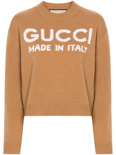 beige/white wool knitted construction intarsia-knit logo crew neck long sleeves ribbed cuffs and hem straight hem unlined Gucci Wool Crew Neck Sweater, Classic Gucci Sweater With Ribbed Cuffs, Gucci Wool Sweater With Ribbed Cuffs, White Gucci Tops For Winter, Luxury Logo Detail Sweatshirt For Winter, Casual Gucci Wool Sweater, Gucci Luxury Tops For Winter, Luxury Gucci Tops For Winter, Luxury Gucci Winter Top