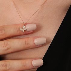 Butterfly Jewellery Aesthetic, Minimalist Jewelry Ring, Dainty Gold Butterfly Necklace, Simple Necklace Butterfly, Small Butterfly Necklace, Butterfly Diamond Necklace, Delicate Rose Gold Necklace, Butterfly Gold Necklace, Butterfly Necklace Aesthetic