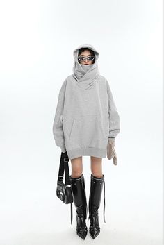 Size(cm) Length Shoulder Bust Sleeve M 73 62 134 60 L 74 63 138 61 XL 75 64 142 62 Size: M L XL Collar: Hooded Color classification: black gray Year Season: Spring 2023 shirt length: Medium Material composition: other materials Spring Techwear Hooded Sweatshirt, Black Drop Shoulder Hoodie For Streetwear, Edgy Oversized Long Sleeve Hoodie, Oversized Hooded Techwear Sweatshirt, Long-sleeve Hooded Sweatshirt For Streetwear, Turtleneck Hoodie, Easy Trendy Outfits, Black Hoodie, Trendy Outfits