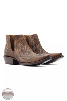 Ariat 10044502 Dixon Low Heel Western Boot in Rhino Tan Ariat Dixon Boot, Ariat Dixon, Ladies Western Boots, Ariat Western Boots, Low Heel Booties, Heel Boot, Western Boots Women, Veg Tan Leather, Western Boot