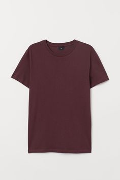 Regular Fit Crew-neck T-shirt - Burgundy - Men | H&M US 1 Classic Short Sleeve T-shirt For Fall, Classic T-shirt With Ribbed Neckline For Summer, Fall T-shirt With Ribbed Neckline, Fall T-shirt With Ribbed Neckline For Everyday, Casual Crew Neck Jersey Shirt, Casual Jersey Shirt With Crew Neck, Basic Short Sleeve T-shirt By H&m, Basic H&m Short Sleeve T-shirt, H&m Basic Short Sleeve T-shirt