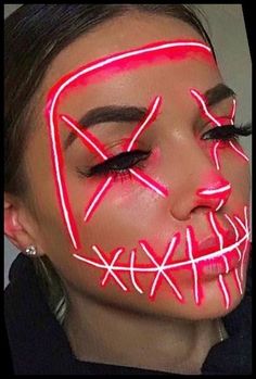 Nem Halloween Makeup, Pelottava Halloween, Maquillage Halloween Simple, Beautiful Halloween Makeup, Halloween Makeup Clown, Halloween Makeup Look, Halloween Costum, Halloween Make-up Looks, Halloweenský Makeup