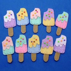 there are many popsicles made to look like ice cream