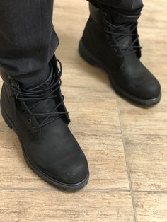 Black Timbs Outfit Men, Black Timbs Outfit, Timbs Outfit Men, Best Mens Joggers, White Shirt Black Jeans, Nike Joggers Mens, Black Timbs, Casio Vintage Watch, How To Wear Joggers