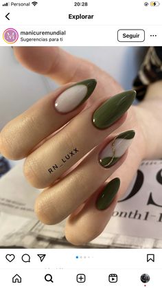 Nails Inspo Green, Forest Green Nail Designs, Green Nails Ideas, Green Nail Ideas, ليلو وستيتش, Nails Green, Heart Nails, Classy Nails, Chic Nails