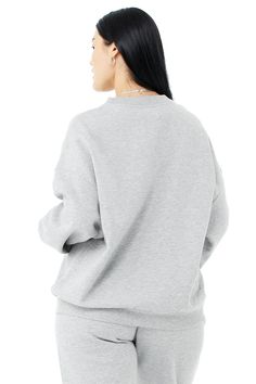 This best seller is cozy, comfortable, cute and done in classic neutrals and on-trend colors—each finished with a chrome Alo logo. It has a classic crewneck, ribbed cuffs and hem, and a laid-back dropped-shoulder fit. It’s made from midweight French terry that’s smooth on the outside and fleecy on the inside with the perfect drape. Pair with the Accolade sweatpants to make a matching set—and get one for your bestie, sibling, or partner, if you’re into that. Comfy Crew Sweater, Comfy Cozy Fit Crew Sweater, Comfy Cozy Crew Sweater, Alo Yoga Relaxed Fit Sweats, Comfortable Crew Sweatshirt With Ribbed Cuffs, Solid Color Sweatshirt With Ribbed Cuffs For Streetwear, Solid Sweatshirt With Ribbed Cuffs For Streetwear, Streetwear Sweatshirt With Ribbed Cuffs, Basic Sweats With Ribbed Cuffs