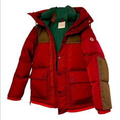 Brand New Designer Red Long Sleeve Outerwear, Designer Red Hooded Outerwear, Luxury Red Winter Outerwear, Red Down Outerwear With Detachable Hood, Fall Hooded Jacket, Moncler Ski, Men's Windbreaker, Cream Hoodie, Black Puffer Jacket