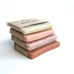 Unscented Vegan Soaps Soap Storage Ideas, Natural Soap Making Recipes, Soap Packaging Design, Stocking Stuffers For Mom, Soap Storage, Unscented Soap, Pretty Soap, Charcoal Soap