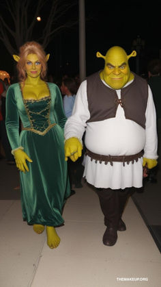 Couple Halloween Costumes Ideas for 2024 - Creative & Fun! Couple Customes Halloween 2023, Fun Duo Halloween Costumes, Couple Halloween Costumes Ideas, Clever Couple Costumes, Best Couple Halloween Costumes, Best Halloween Costumes For Couples, Movie Couples Costumes, Fun Costume Ideas, Unique Couples Costumes