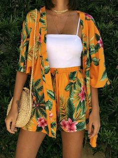 Luau Outfits, Edm Festival Outfit, Pool Party Outfits, Afrikaanse Mode, Beachwear Fashion, Classy Dress Outfits, African Clothing Styles, Boutique Style, Latest African Fashion Dresses