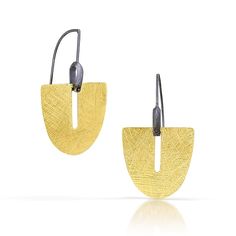 Luxury Hand Forged Gold Plated Earrings, Contemporary Yellow Gold Pierced Earrings, Contemporary Yellow Gold Metal Earrings, Artistic Brass Single Earring, Contemporary Yellow Gold Brass Earrings, Jewelry Pins, Earrings Inspiration, Oxidized Sterling Silver, Geometric Earrings