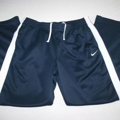 Nike Sweat Athletic Pant Men Xl Blue New Condition: New Without Tags Manufacturer: Nike Style: Sweat Pant Size: Xl Actual Measurements: Waist At Rest 34", Fully Stretched 40". Inseam 33”. Material: 100% Polyester Color: Blue With White Trim Features: Elastic Waist With Tie String, 2 Hand Pockets. 1 Back Pocket. Nike Blue Relaxed Fit Sweatpants, Nike Sporty Navy Pants, Nike Style, Pants Nike, Sweat Pant, Nike Sweats, Nike Fashion, Athletic Pants, White Trim