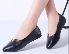 Black Office Slip-ons For Spring, Black Pointed Toe Slip-ons For Work, Black Pointed Toe Flats For Business, Black Pointed Toe Business Flats, Slip-on Pointed Toe Flats For Workwear In Fall, Fall Office Slip-ons With Pointed Toe, Black Pointed Toe Flats For Office, Sleek Pointed Toe Slip-on Flats For Work, Black Pointed Toe Flats For Office In Fall