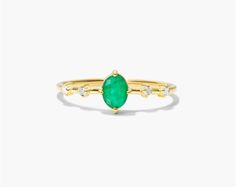 14K Yellow Gold Emerald Oval and Diamond Birthstone Ring. This ring pairs vintage style with royal elegance. Wear this classic ring and add luxury everyday and on special occassions. Diamond Birthstone Ring, Smaragd Ring, May Birthstone Rings, Green Emerald Ring, Yellow Gold Wedding Ring, Diamond Birthstone, Types Of Gemstones, Emerald Gemstone, Emerald Engagement Ring