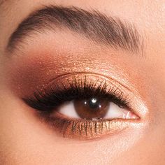 Bridesmaid Makeup Cinnamon Dress, Eyeshadow Gold Brown, Golden And Pink Eye Makeup, Wedding Makeup Copper, Gold Bridal Eye Makeup, Makeup Looks Bronze Make Up, Gold Eyeshadow Bridal Makeup, Soft Gold Smokey Eye, Cooper Makeup Look