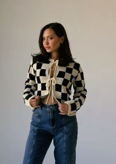 Chic Plaid Cardigan For Spring, Cute Concert Outfits, Checkered Cardigan, Date Nights, It Girl, Festival Outfit, Festival Outfits, Concert Outfit, Black Cream