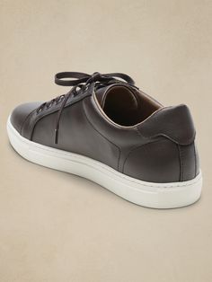 Sneakers | Banana Republic Factory Mens Fall Shoes, Fall Shoes Casual, Mens Dress Attire, Men's Capsule Wardrobe, Office Attire, Banana Republic Factory, Mens Fall, Vegan Shoes, Fall Shoes