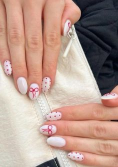 Gel Nails Ideas 2024, Easy Short Gel Nails, Coquette Summer Nails, Fun Easy Nails, Classy Fun Nails, How Nails, Builder Gel Nails Design Short, Garden Party Nails, Girly Summer Nails