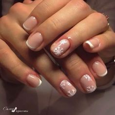 21 Short Holiday Nail Ideas For 2023 - Lauren Erro Short Christmas Biab Nails, Gel Xmas Nails, Short Biab Nail Designs Christmas, Christmas Nails Polish, Minimalist Xmas Nails, Xmas Biab Nails, Christmas Manicures For Short Nails, Subtle Christmas Nails Gel, Neutral Xmas Nails