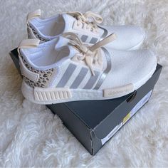 Brand New In Box Authentic Womens Adidas Nmd R1 Animal Print Shoes. White Color Way With Textured Leopard Animal Print And Silver Striping Details. Size 7.5 Note There Is A Tiny Bit Of Glue From The Manufacturing Process On The Back Side Stripe Of The Outer Left Shoe (See Last Two Photos). Offers Welcome Adidas Silver Sneakers With Boost Midsole, White Custom Sneakers With Speckled Midsole, Adidas Superstar Pink, Adidas Tennis Shoes, Adidas Pure Boost, Hiking Shoes Women, Womens Adidas, Animal Print Shoes, Adidas Nmd R1