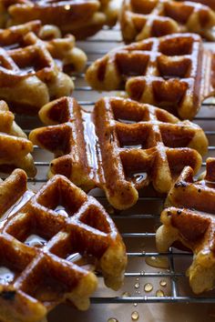 some waffles are cooling on a rack