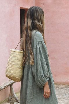 The Bonita Dress // Fern Cute Earthy Outfits, Romantic Hair, Green Linen Dress, Maternity Photoshoot Outfits, Boho Maternity, Earthy Outfits, 2024 Style, Mama Style, Nature Collection