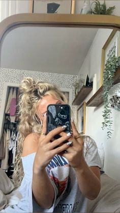 Hair Styles Down, Cute Hairstyles For Wavy Hair, Country Hairstyles, Blonde Hair Hairstyles, Blonde Jokes, Cute Hairstyles For School, Hair Skin Nails, Blonde Bombshell, Easy Hairstyles For Long Hair