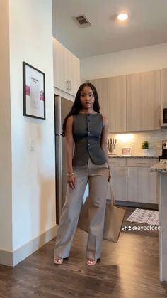 Business Casual Outfits Fall Winter, District Attorney Fashion, Office Modest Outfit, Cute Office Fits, Consultant Outfits Women, Professional Outfits Women Flats, Black Woman Interview Outfit, Architect Work Outfit, Olivia Pope Inspired Outfits