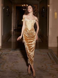 Golden Dress, Spring Maxi Dress, Victorian Clothing, Corset Dress, Fancy Dresses, Spring Dresses, Gorgeous Dresses, Pretty Dresses, Runway Fashion