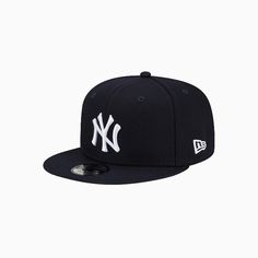 New Era New York Yankees World Series 2000 Patch Up 9Fifty Hat features raised Yankees logo front, World Series 2000 branding at the side panel of the crown, navy (visor, crown, eyelets, button) & grey under visor with snapback closure at the rear. More Details Material: Polyester Color: Navy Style: 60188153 Note: Product Color May Slightly Vary Due to Photographic Lighting Sources or Your Monitor Settings Classic Flat Crown Baseball Cap For Sports, Classic Flat Crown Hat For Baseball Season, Casual Baseball Cap With Flat Crown For Sports Events, Classic Sports Hat With Flat Crown, Classic Short Brim Baseball Cap For Streetwear, Short Brim Snapback Hat For Baseball Season, Short Brim Fitted Hat For Baseball Season, Casual Flat Crown Hat For Sports Events, Short Brim Baseball Cap For Baseball Season