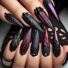 Goth Nails Acrylic Coffin, Black And Burgundy Wedding Nails, Nail Art Gothic Dark Beauty, Goth Ombre Nails, Gothic Xmas Nails, Fall Gothic Nails, Gothic Holiday Nails, Punk Nails Designs, Goth Nails Coffin Shape