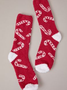 Cozy up with these candy cane print socks. Made with soft, warm materials, these socks feature a classic festive pattern for a touch of winter charm. Christmas Socks Cute, Fluffy Christmas Socks, Fluffy Socks Christmas, Brr Basket, Burr Basket, Stocking Ideas, Girly Christmas, Wishlist 2024, Boo Basket