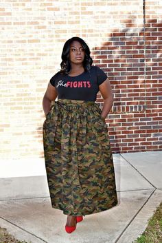 Camo Maxi Skirt w/ elastic bss as nd and tie. Skirt has pockets Camo, Maxi Skirt, Womens Skirt, Art Collection, Bathing Beauties, Display Homes, Clothes For Women, Purses And Bags, Music Clothes