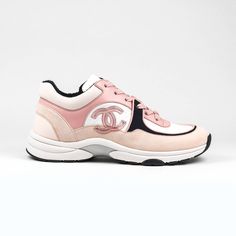 Logo Pink, Chanel Brand, Chanel Collection, Black Leather Sneakers, Baskets Nike, Chanel Logo, Pink Chanel, Hype Shoes