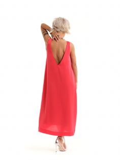 Reinvigorate your style with our red maxi dress. Cut from a flowy fabric, it follows your movement, creating a chic look that can be worn up or down depending on the occasion. Style it with your favorite heels and bold accessories. FEATURES:A low-back lined red maxi dress.100% Handmade. SIZE & FIT: Fit: A relaxed fit with room to moveModel is wearing size Small or S/M View our SIZE CHART before ordering MATERIALS & CARE: Content: Viscose, Polyester, Cotton Care: Machine wash on cold (30ºC) with a mild detergent. SHIPPING: Made to order, processing time is 15 working days This item will be shipped via DHL Red Flowy Midi Dress For Beach, Red Summer Maxi Dress For Evening, Summer Evening Red Maxi Dress, Red Summer Evening Maxi Dress, Chic Red Floor-length Maxi Dress, Casual Red Maxi Dress For Evening, Casual Red Evening Maxi Dress, Red Flowy Summer Maxi Dress, Flowy Red Summer Maxi Dress